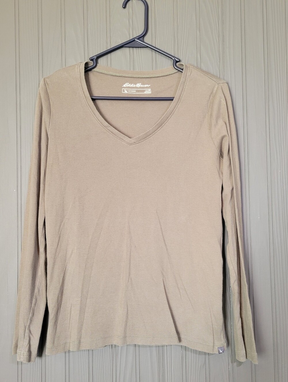 Eddie Bauer Outdoor Long Sleeve Shirt V-Neck Olive Green Women's Medium